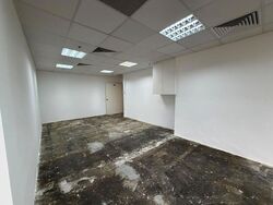 International Plaza (D2), Office #629667351